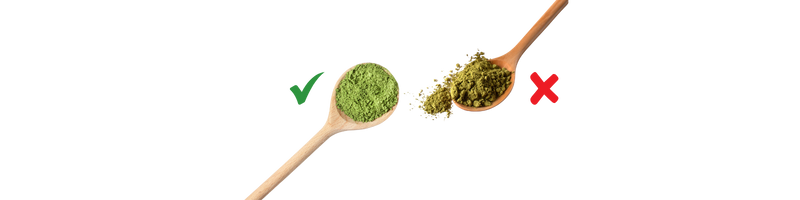 Two wooden spoons with good quality matcha and bad quality matcha