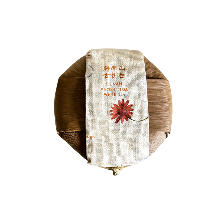 Tea package made of banana leaves with a floral design
